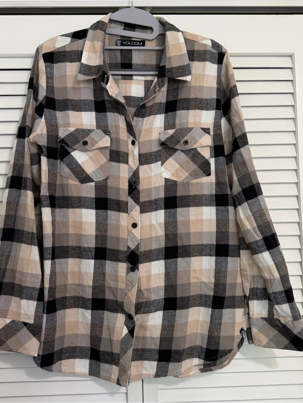 Volcom Black White Beige Plaid Flannel Shirt